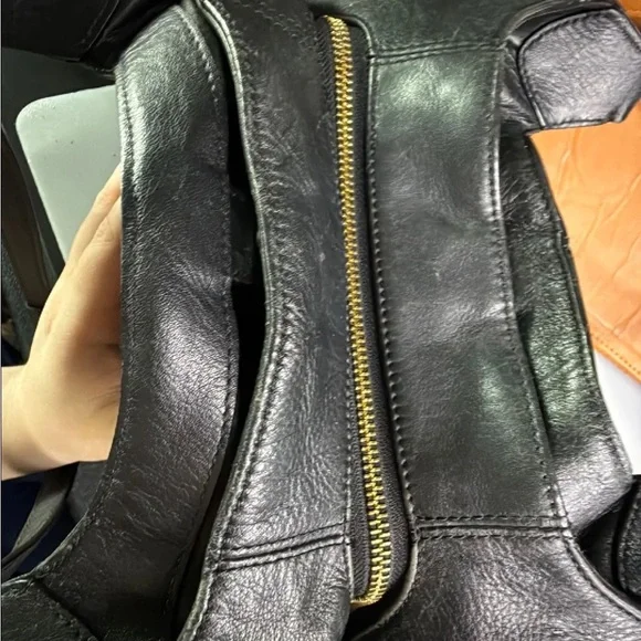 Coach Campbell Hobo Shoulder Bag with Gold Buckle Black Leather - Picture 3 of 14